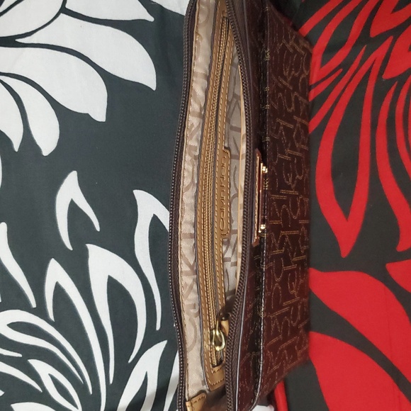 Calvin Klein Brown Signature Crossbody Bag - Picture 5 of 8